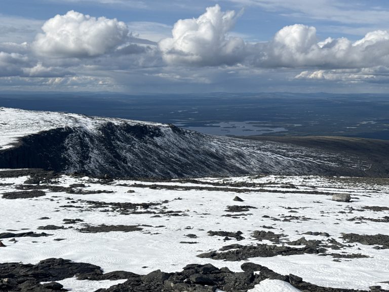 Левозерские тундры